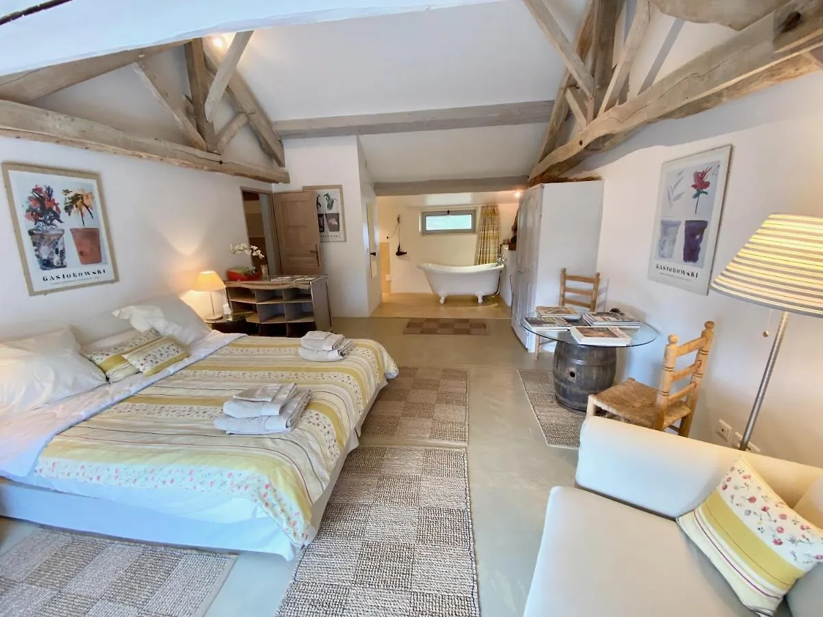 Bed and Breakfast Domaine De Treilles à Fargues  0*, Fargues (Lot)